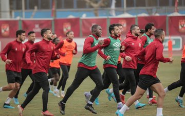 Les Joueurs d'Al Aly à l'entrainement avant le choc face au Mamelodi Sundowns