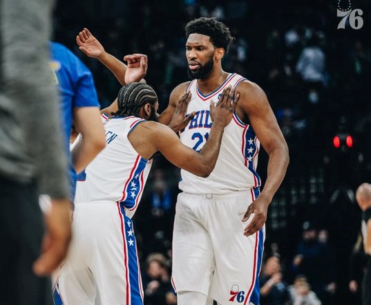 NBA-Sixers : Joel Embiid met la pression sur James Harden