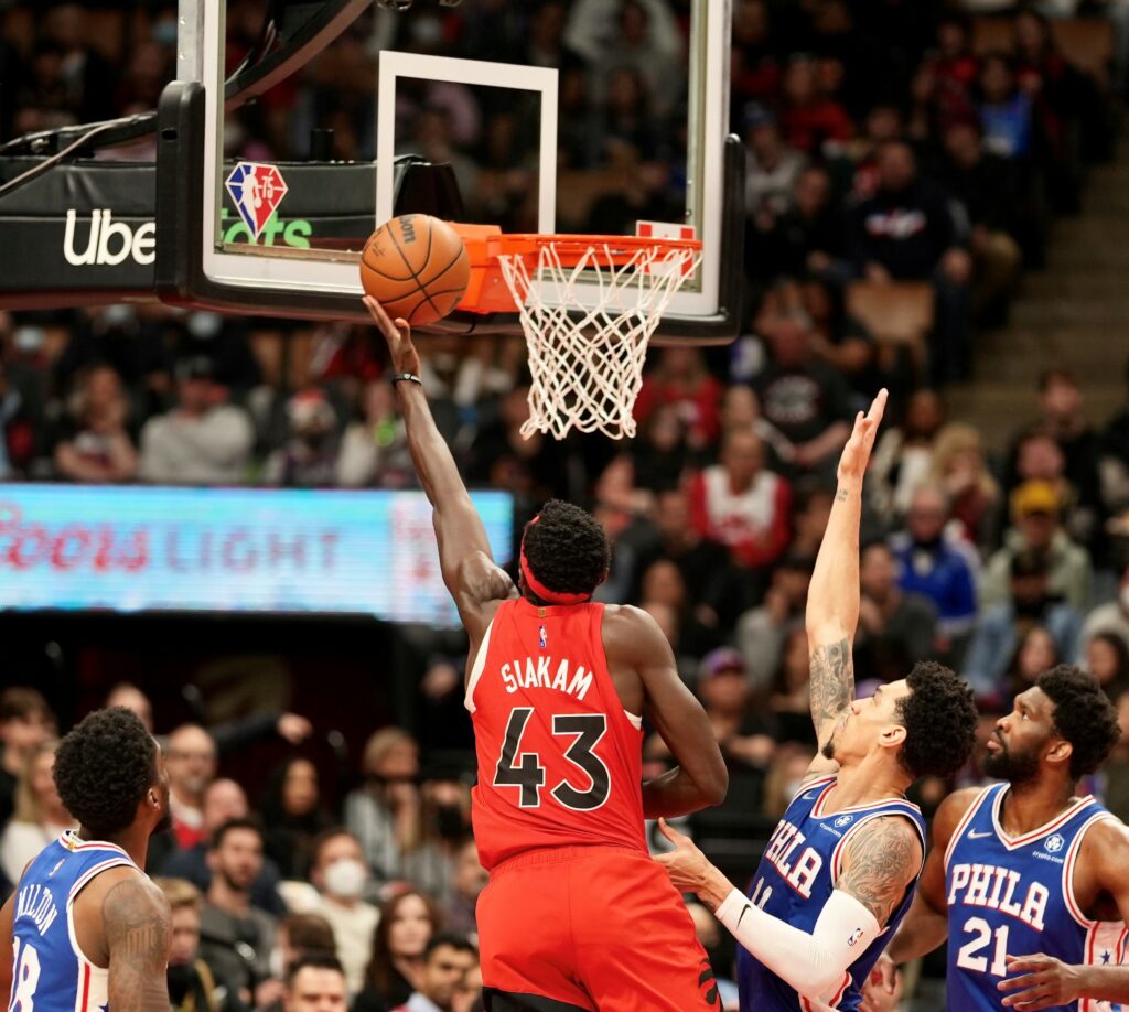 Pascal Siakam domine Joel Embiid