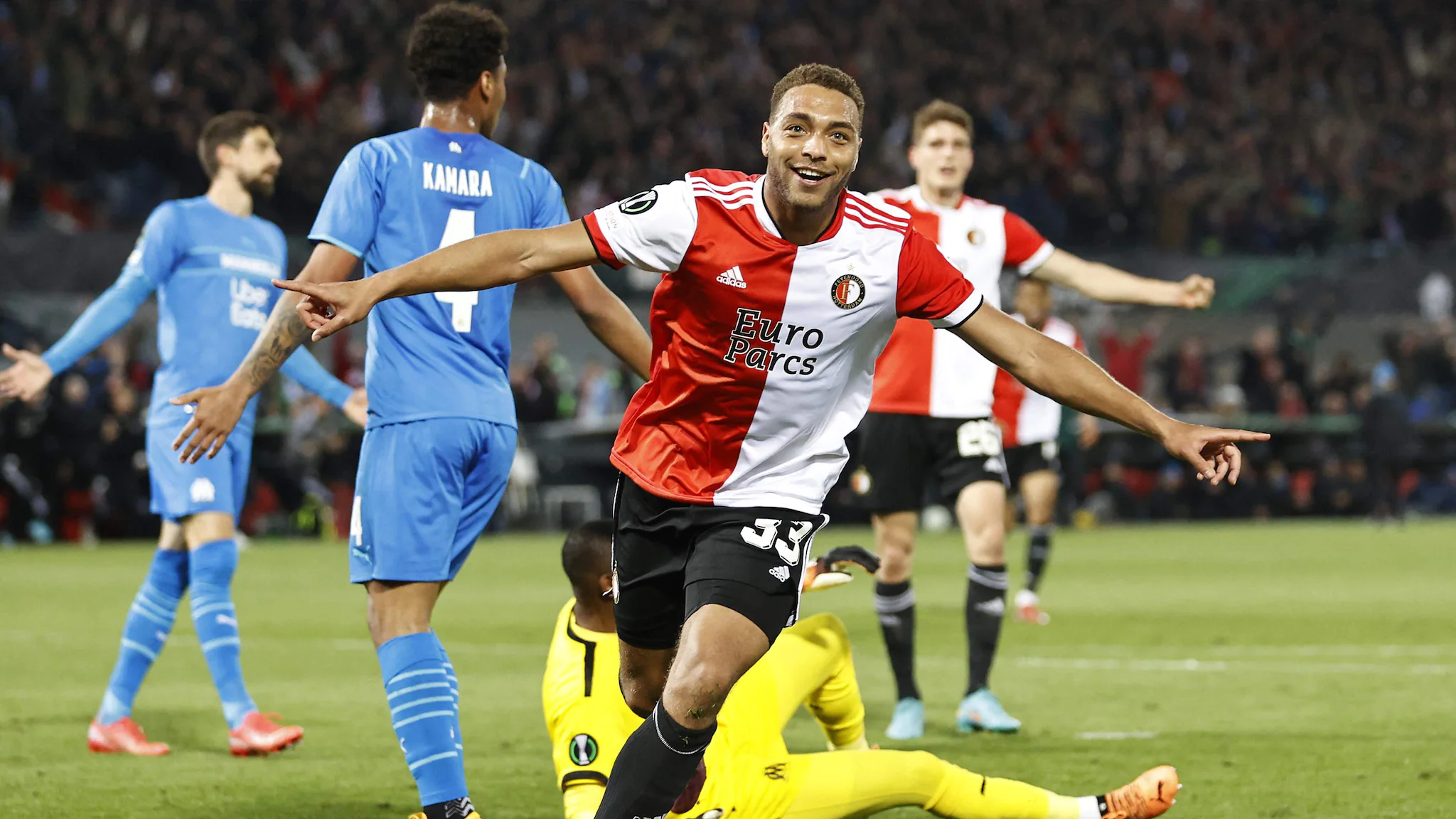 Coupes d’Europe-Buteurs africains : Dessers brille avec Feyenoord, Mané encore efficace