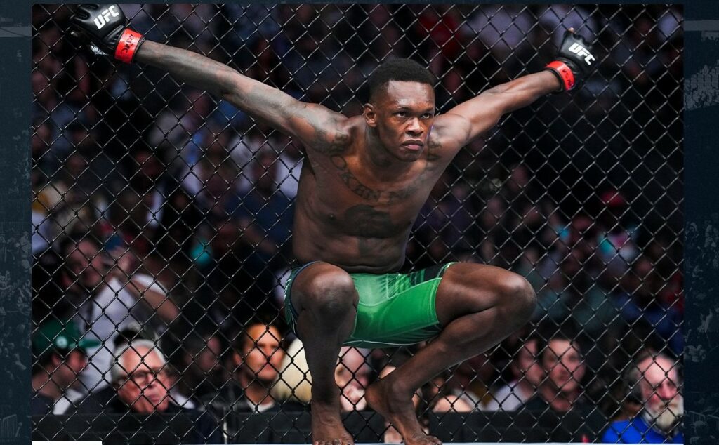 Israel Adesanya conserve sa ceinture pour la 5e fois