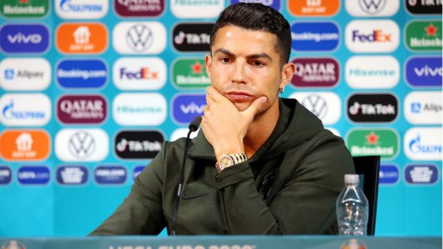 Mercato : Ronaldo à l’OM, Mamadou Niang presse Longoria et McCourt