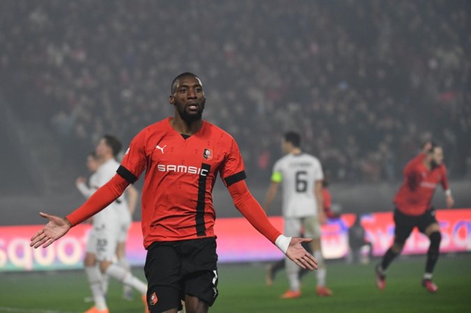 Rennes : le coup de gueule de Karl Toko-Ekambi sur les supporters lyonnais