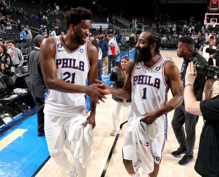 Joel Embiid et James Harden bourreaux des Bucks