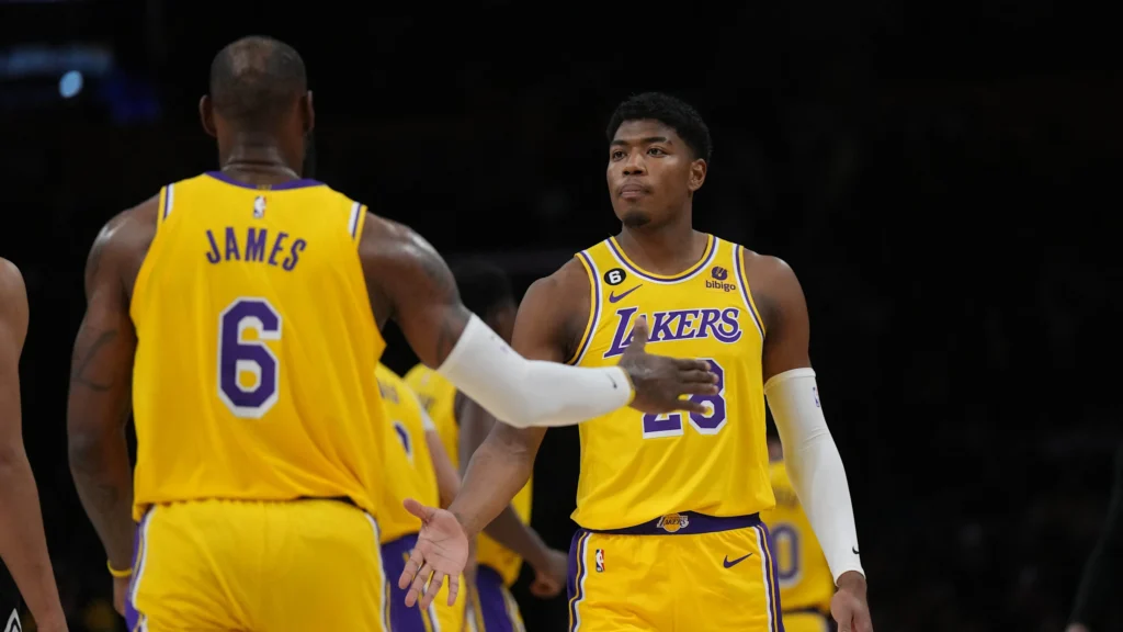 Rui Hachimura phénoménal à trois points