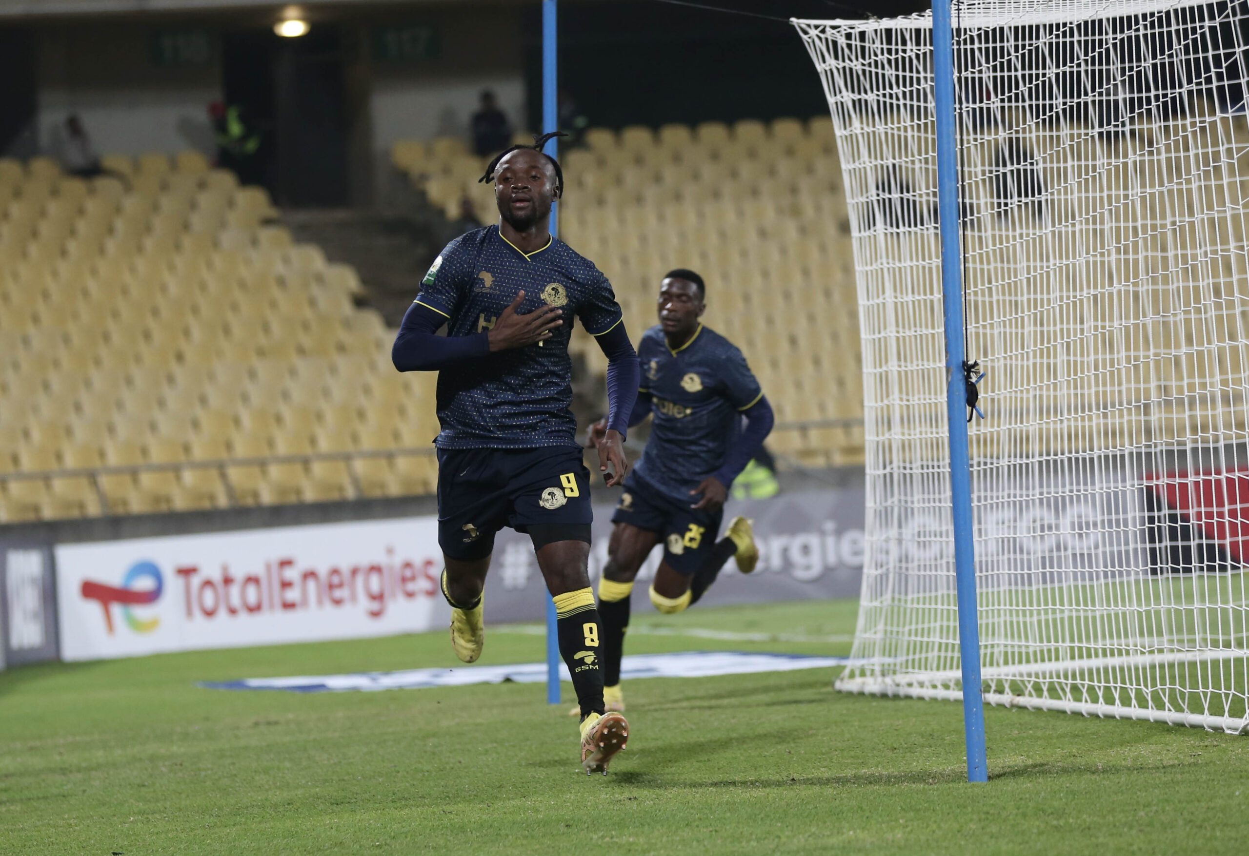 Coupe de la CAF : USMA et Young Africans pour un final inédit