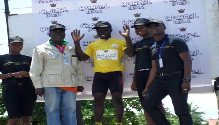 Trahi par son vélo, Raouf Akanga perd le Tour du Bénin sur le fil