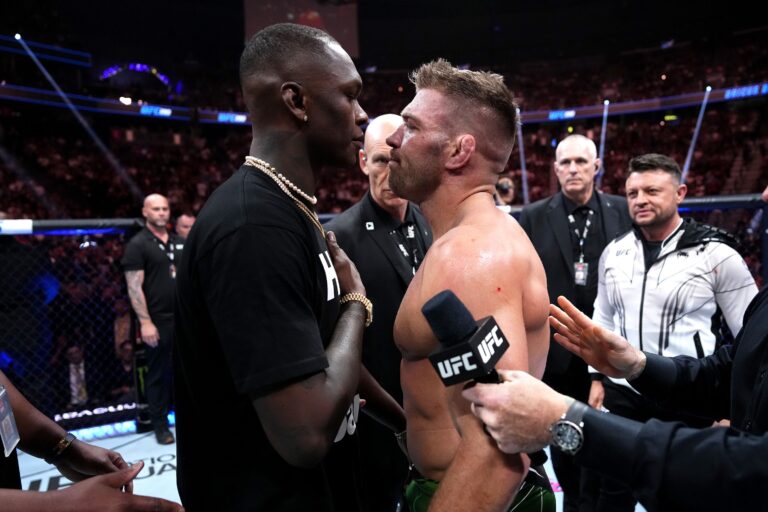 Israel Adesanya et Dricius Du Plessis