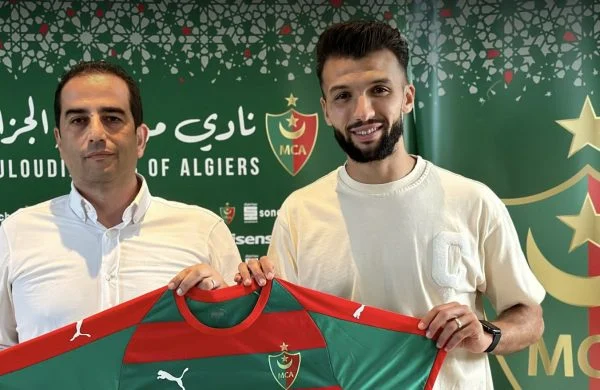 Algérie-Ligue 1 : l’attaquant Zakaria Naidji signe au MCA