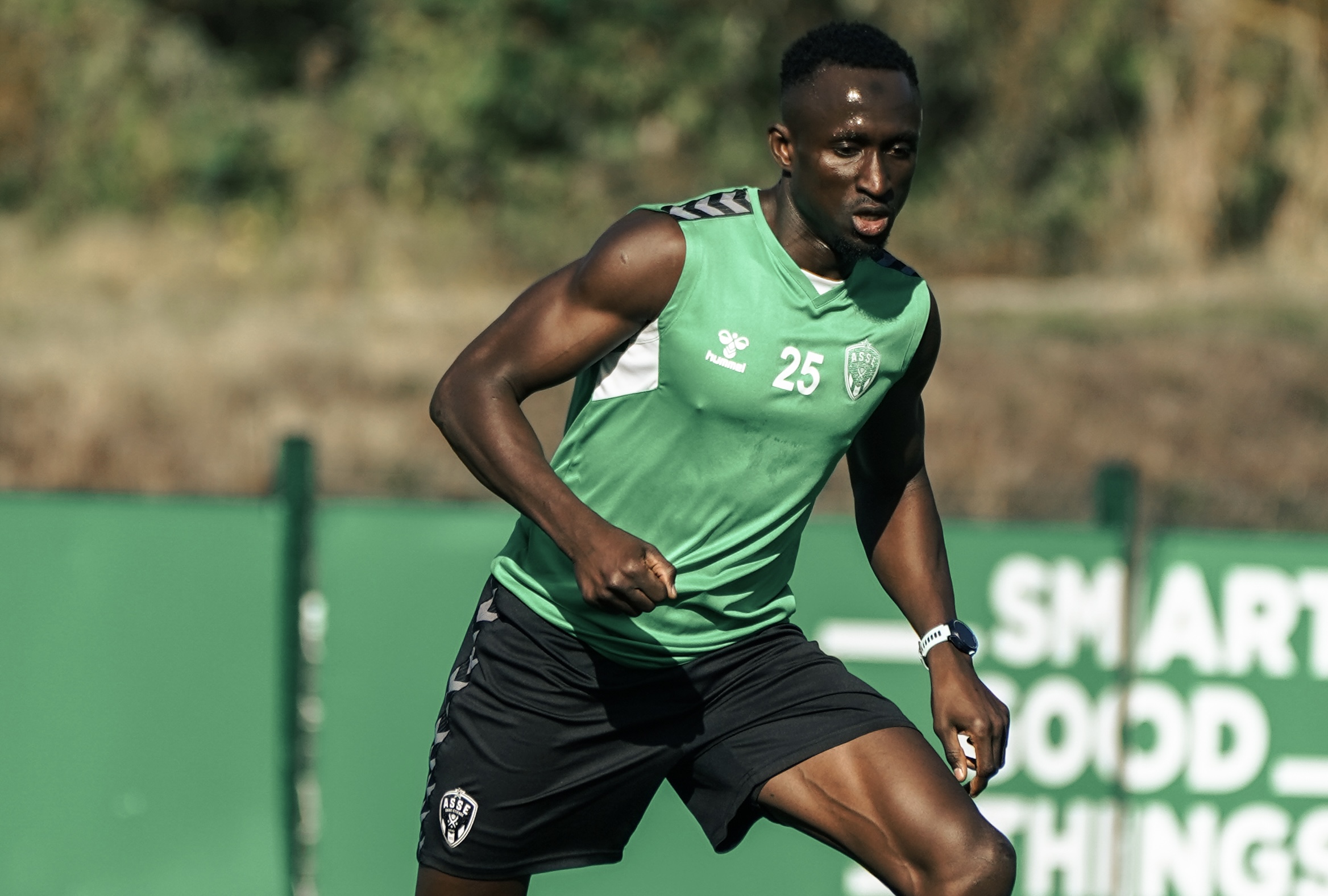 Saint-Etienne : Ibrahima Wadji et Batubinsika ont repris l’entraînement