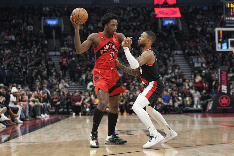 OG Anunoby et Damian Lillard