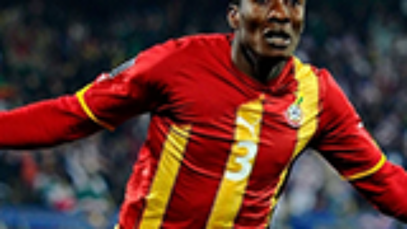 Asamoah-Gyan-buteur-contre...-les-Black-Stars-1