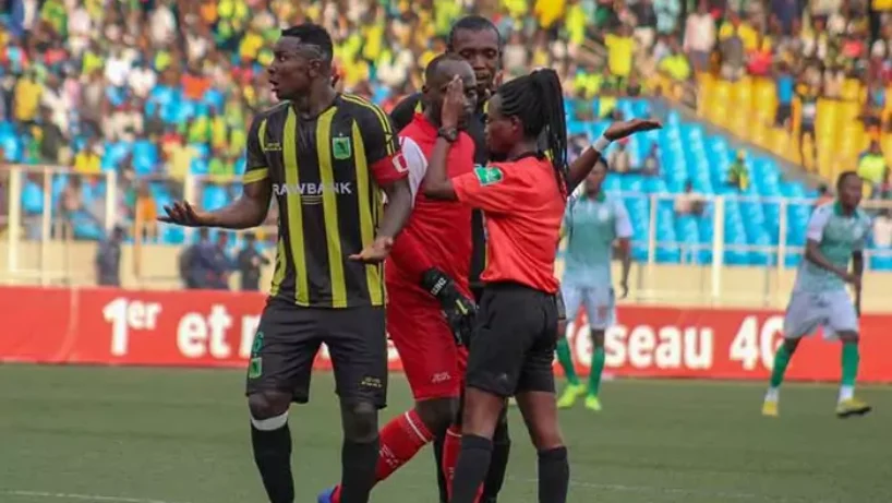 Carinne Ayom lors d'un derby de Kinshasa