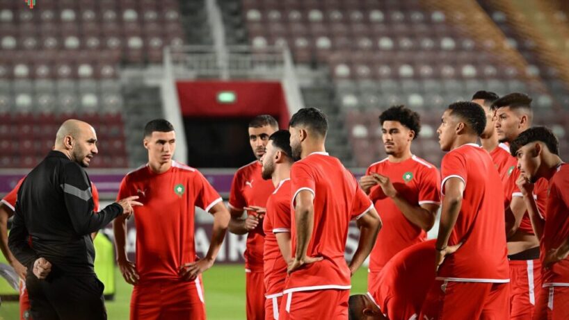 Regragui donne ses consignes avant le match contre le Canada