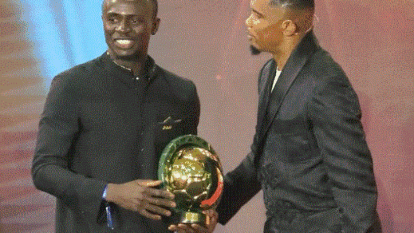 Samuel Eto'o et Sadio Mané aux Caf Awards 2019